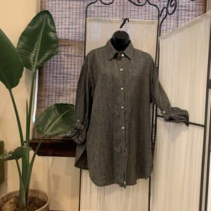 Chico’s button up tunic, SZ-1, grey & black